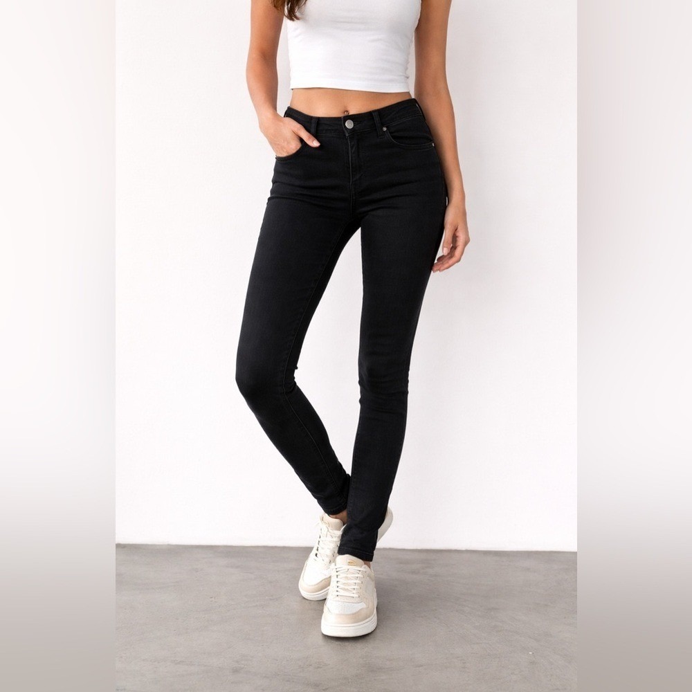 Paper Denim & Cloth Super Stretch Black denim Jeans Skinny Women's 28x30 Ankle